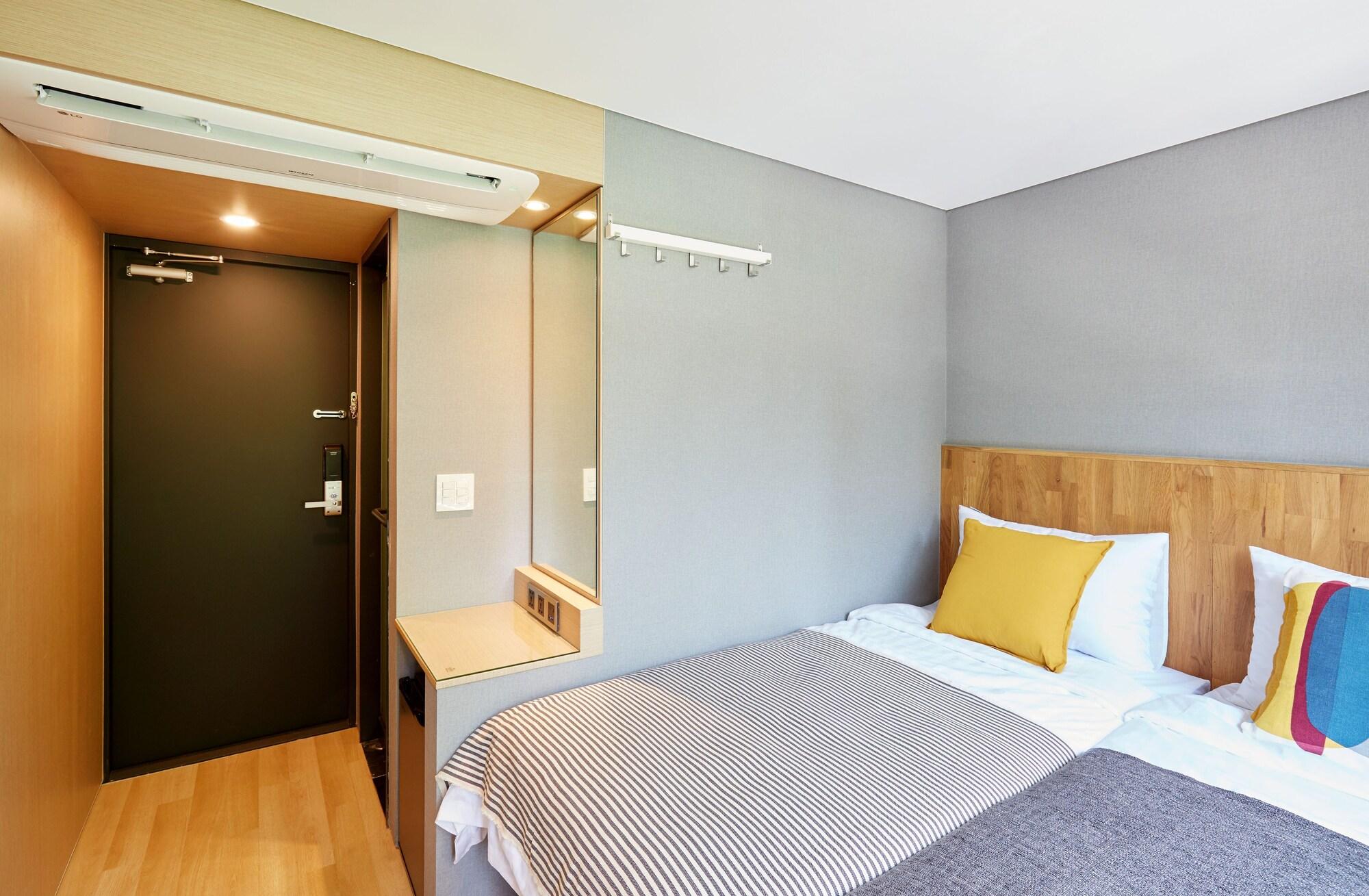 Hostel Cleo Seoul Hongdae Exterior foto